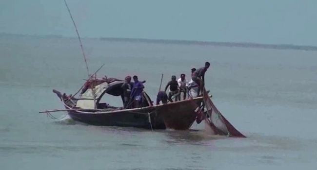 করোনাভাইরাস : চাঁদপুরে দলবদ্ধভাবে মাছ শিকার নিষিদ্ধ