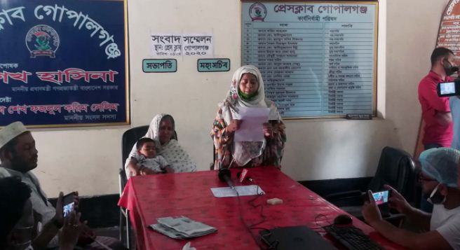 মেয়ের মৃত্যু নিয়ে মায়ের সংবাদ সম্মেলন