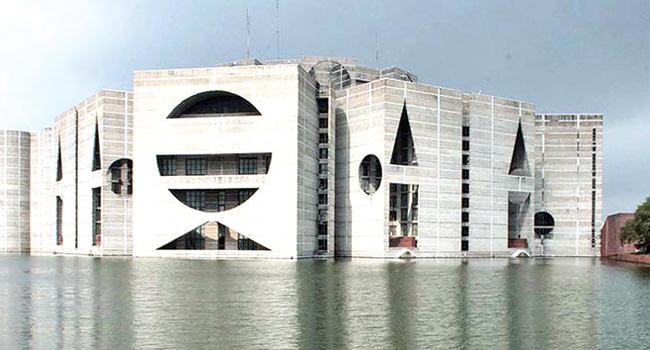 করোনা-পরবর্তী বাজেট : দাতারাই ভরসা
