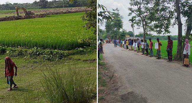 পুঠিয়ায় পুকুর খনন বন্ধ করতে কৃষকদের মানববন্ধন