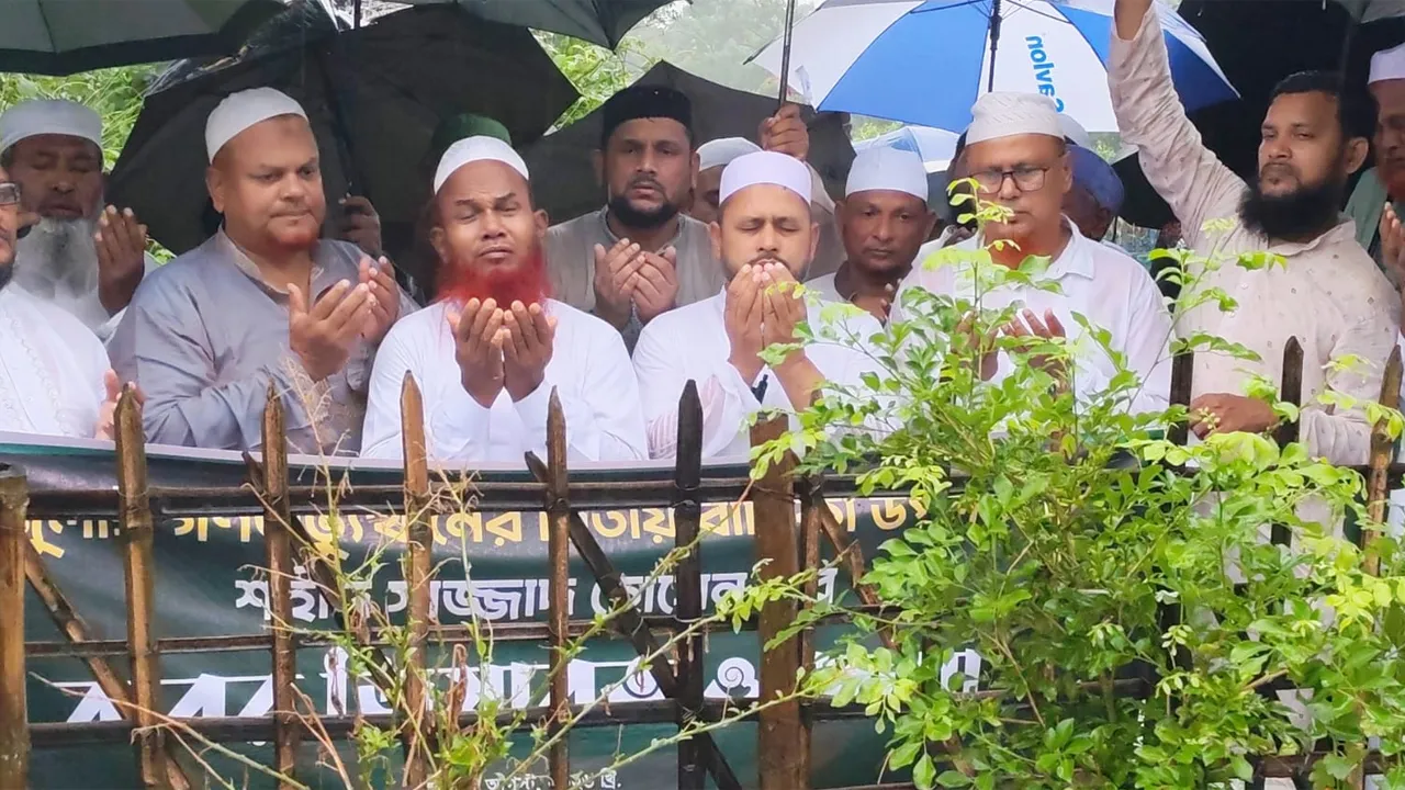 সৈয়দপুরে জামায়াতের উদ্যোগে শহীদ সাজ্জাদের কবর জিয়ারত
