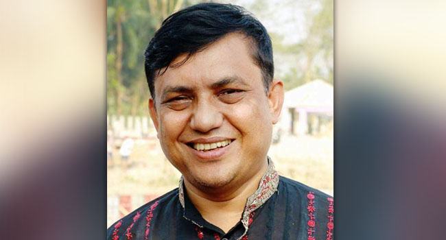 ব্যবসায়ীর বাড়ী থেকে ৮ বস্তা সরকারী চাল উদ্ধার করলেন এমপি !
