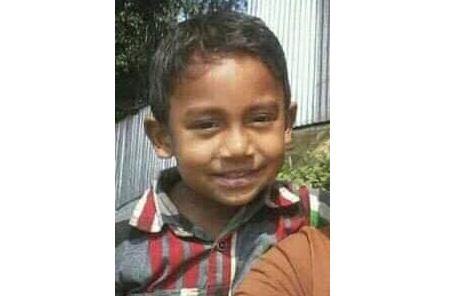 নিখোঁজের একদিন পর বাড়ির পাশ থেকে শিশুর লাশ উদ্ধার
