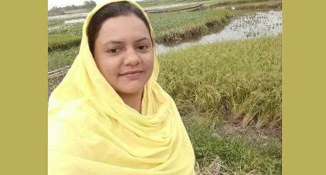 সিরাজদিখানে ফেসবুকে স্ট্যাটাস দিয়ে যুবতীর আত্মহত্যা