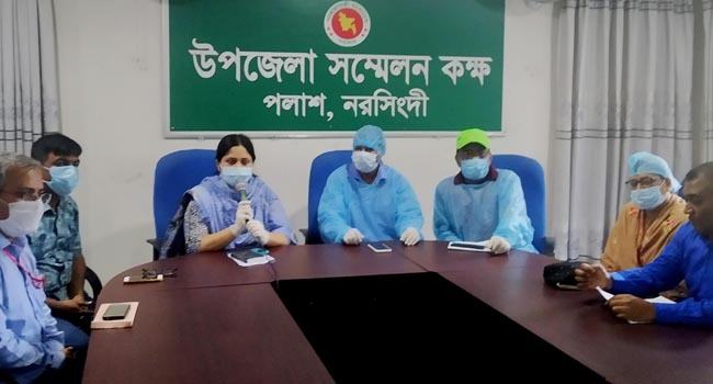 পলাশে শতভাগ ত্রাণ কার্যক্রম নিশ্চিতকরণে উপজেলা প্রশাসনের সংবাদ সম্মেলন