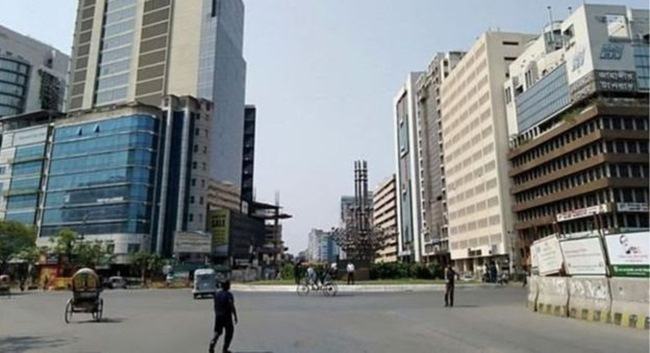 ছুটি বাড়লেও ঘরে বসে ঈদ করতে হবে