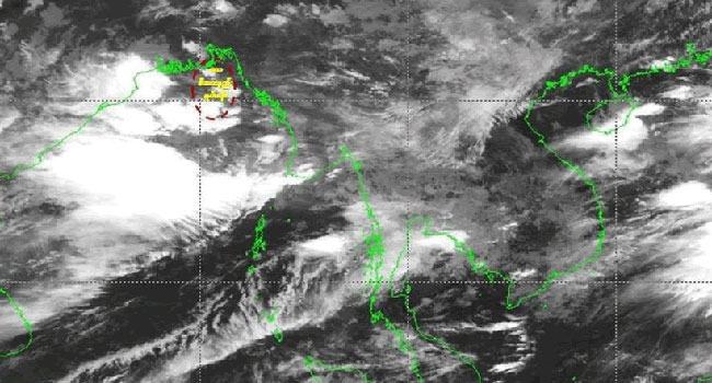 আমফানের গতি কিছুটা কমেছে