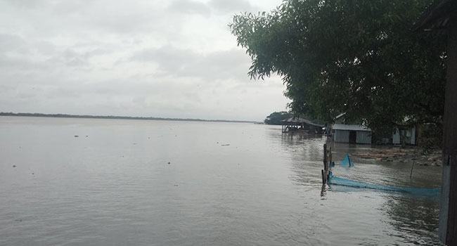 ভয়ঙ্কর রূপ ধারণ করেছে পায়রা নদী