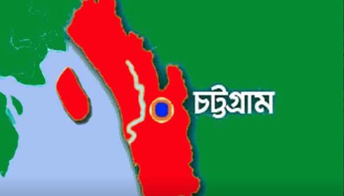 চট্টগ্রাম বন্দর চ্যানেলে দুর্ঘটনায় পড়েছে ড্রেজার ‘খনক’
