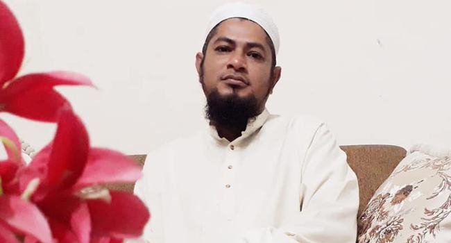 মৃত বাবার প্রতি সন্তানের অনন্য ভালোবাসা