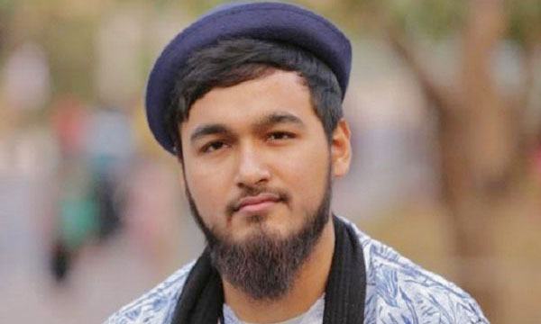 ক্ষমা চাইলেন নোবেল