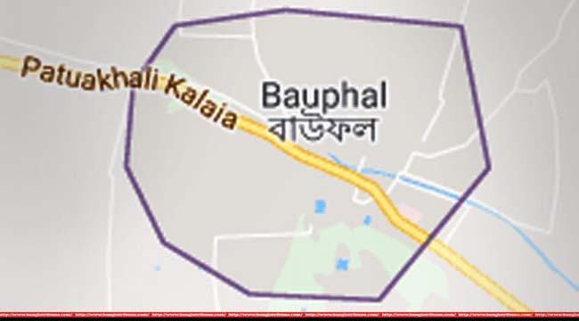 বাউফলে যুবলীগ কর্মী খুনের জের : মুখোমুখী আ’লীগের দু’গ্রুপ