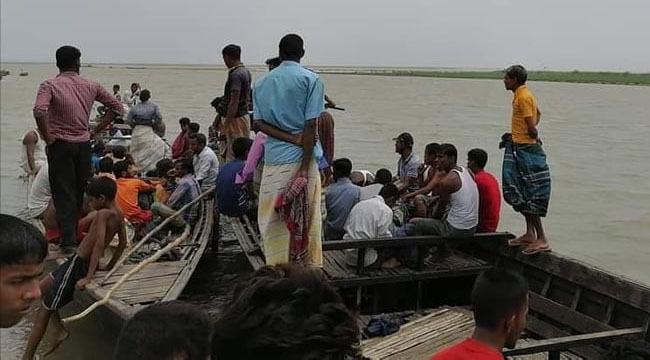 যমুনায় নৌকাডুবির ঘটনায় ৫৭ জনকে জীবিত উদ্ধার, এখনো নিখোঁজ ১৭ জন