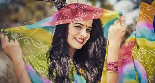 লকডাউনে কাজ নেই, আত্মহত্যা অভিনেত্রীর