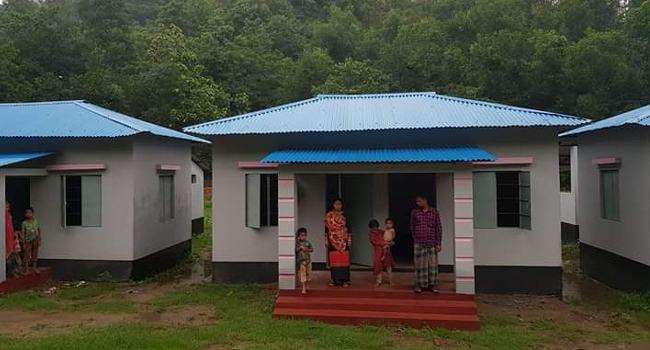 প্রধানমন্ত্রীর ঘর উপহার পেয়ে খুশি ত্রিপুরা পল্লীর ৬ পরিবার