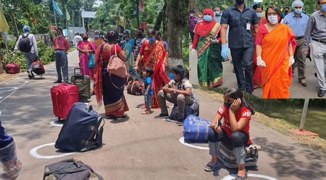 আখাউড়া চেকপোস্ট দিয়ে ফিরে গেলেন আটকে পড়া ১০৬ ভারতীয় নাগরিক