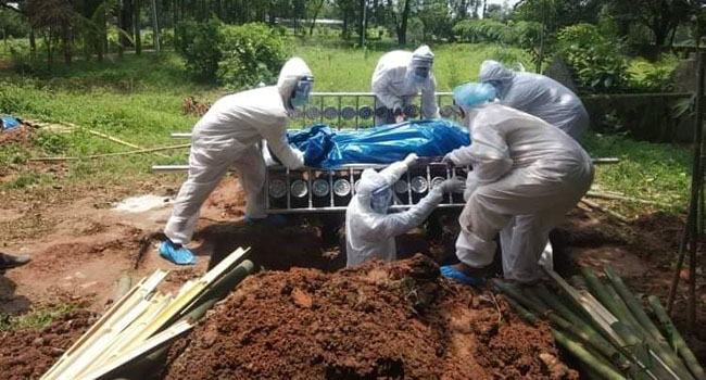 সোনারগাঁওয়ে করোনায় মারা যাওয়া ব্যক্তিদের দাফনে স্বেচ্ছাসেবক টিম