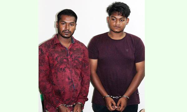 পুলিশকে কুপিয়ে জখম করার ঘটনায় আরও ২ জন গ্রেপ্তার