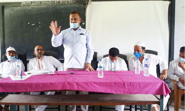 পোরশায় উপজেলা আম বাজার সমিতির সভা অনুষ্ঠিত