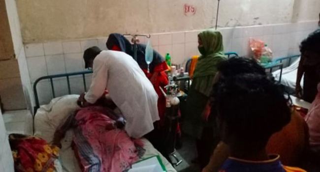 চুয়াডাঙ্গায় মোটরসাইকেল-আলমসাধুর সংঘর্ষে অন্তঃসত্ত্বাসহ নিহত ২