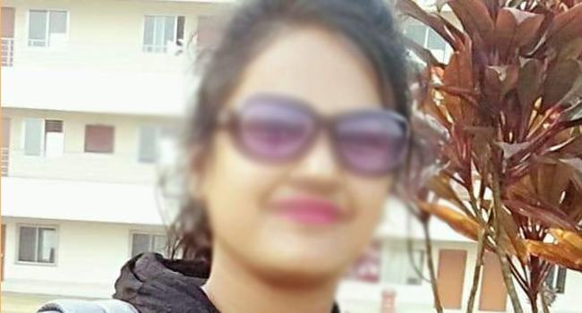 ফেসবুকে প্রধানমন্ত্রীকে নিয়ে কটুক্তি, যুবতী আটক