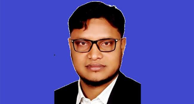 ৪ হত্যা মামলার আসামি মিষ্টারকে প্রকাশ্যে কুপিয়ে হত্যা