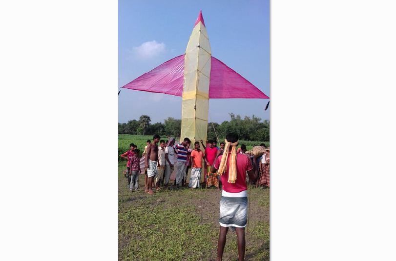 ঘুড়ির মালিকানা নিয়ে দুই জেলায় দ্বন্দ্ব