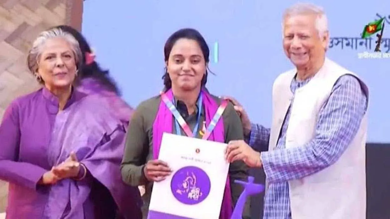 নারী-পুরুষের সমান অধিকার প্রতিষ্ঠায় আমরা অঙ্গীকারাবদ্ধ