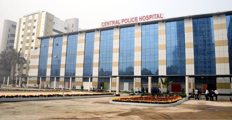 করোনাভাইরাস : পুলিশের ৭৩১৪ জন আক্রান্ত, মারা গেছেন ২৪
