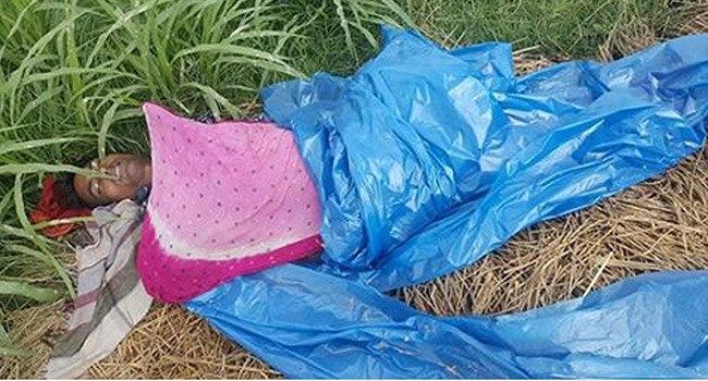 মহাসড়কের পাশ থেকে পলিথিনে মোড়ানো লাশ উদ্ধার