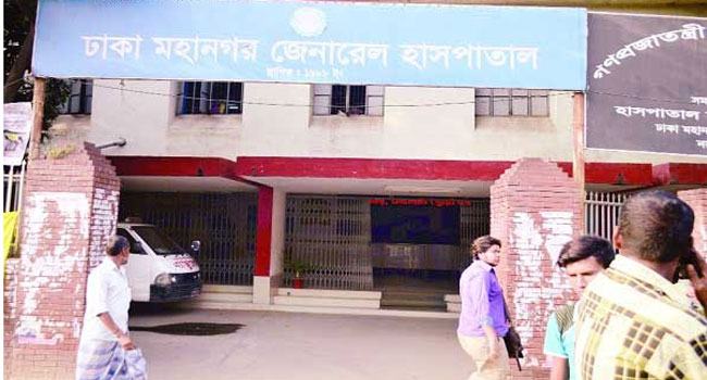 করোনারোগী নিজেই দোকানে যাচ্ছেন খাবার সংগ্রহে