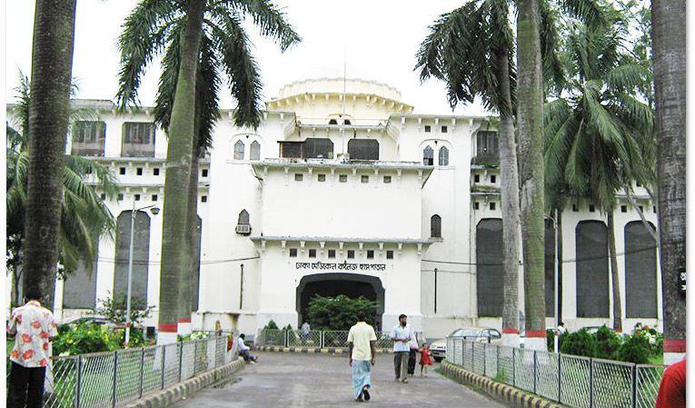 ঢামেক করোনা ইউনিটে আরো ১৮ জনের মৃত্যু