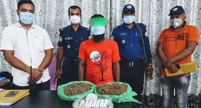 আমতলীতে গাঁজাসহ মাদক ব্যবসায়ী আটক
