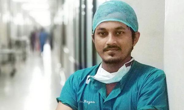 প্রিয়জনদের দূরে রেখে পড়ে আছি, এখন মানুষের পাশে দাঁড়ানোর সময়