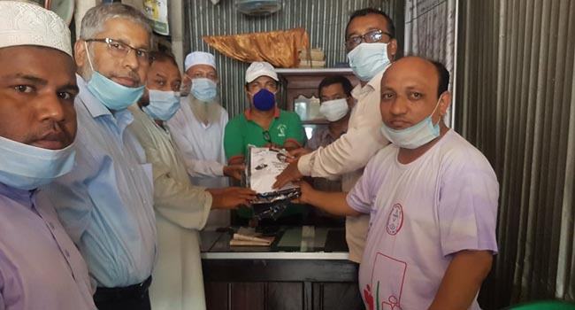 বানিয়াচং উপজেলা প্রেসক্লাবে বিএনপির পিপিই প্রদান