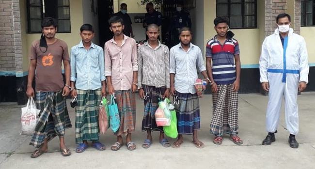 বালিয়াকান্দিতে স্কুলছাত্রী গণধর্ষণ মামলার ৬ আসামি গ্রেফতার