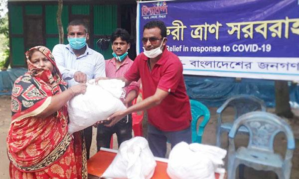 সোনারগাঁওয়ে বিদ্যানন্দ ফাউন্ডেশনের খাদ্য সহায়তা প্রদান
