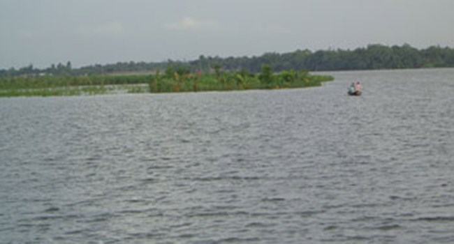 যমুনার পানি কমছে, মাছ ধরতে গিয়ে কৃষকের মৃত্যু