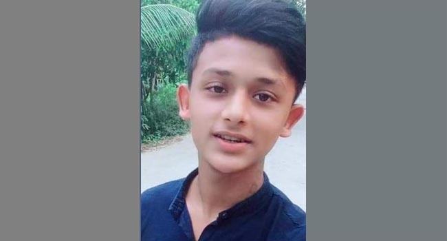 ফরিদগঞ্জে সড়ক দুর্ঘটনায় কিশোর নিহত