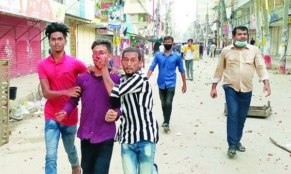 সিরাজগঞ্জে ছাত্রলীগের দুই গ্রুপে সংঘর্ষে আহত অর্ধশতাধিক