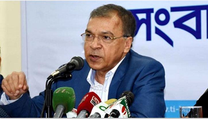করোনা শনাক্তের পরীক্ষায় ফি আরোপ বৈষম্যমূলক, অমানবিক ও আত্মঘাতী : টিআইবি