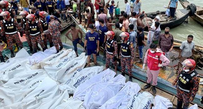 বুড়িগঙ্গায় লঞ্চডুবি : ‘ময়ূর-২’ এর মালিক গ্রেফতার