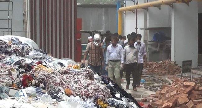 গাজীপুরে পোশাক কারখানায় আগুন