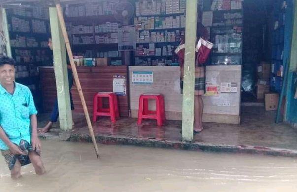 সুনামগঞ্জের হাসপাতালে রোগী নেই, ফার্মেসিতে বেড়েছে ওষুধ বেচাকেনা