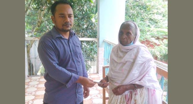 বোয়ালমারীতে বয়স্কভাতার টাকা ছিনতাই