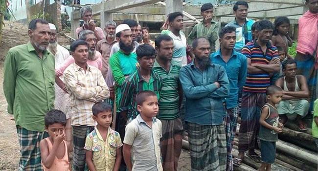 ভাই আমারে কিছু দিবানি, চাল দিবা না টেহা দিবা