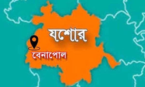 বেনাপোল সীমান্ত থে‌কে ১৬ কেজি গাঁজাসহ আটক ২