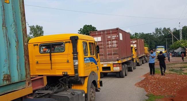 আখাউড়া স্থলবন্দর দিয়ে ট্রানজিট পণ্য নিতে শুরু করছে ভারত