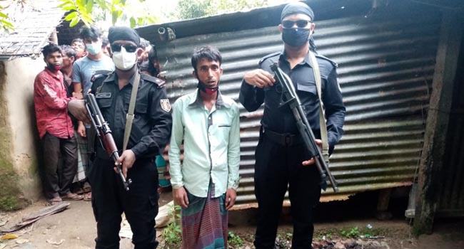 টাঙ্গাইলে ফোর মার্ডার মামলার আসামি জোয়াদ ফের দুই দিনের রিমান্ডে