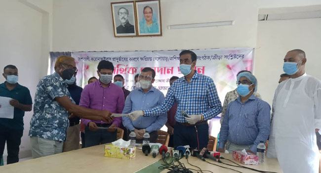ঘরে, বাইরে, নেত্রীর সামনে যেখানে প্রয়োজন ন্যায্য কথা বলব : শামীম ওসমান